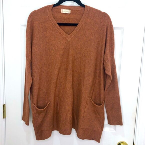 Altar'd State Sweaters - altar’d state long sleeve copper orange v neck sweater with pockets, size large